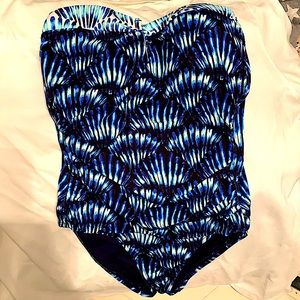 Tommy Bahama Tide Sea Shell Bandeau swimsuit